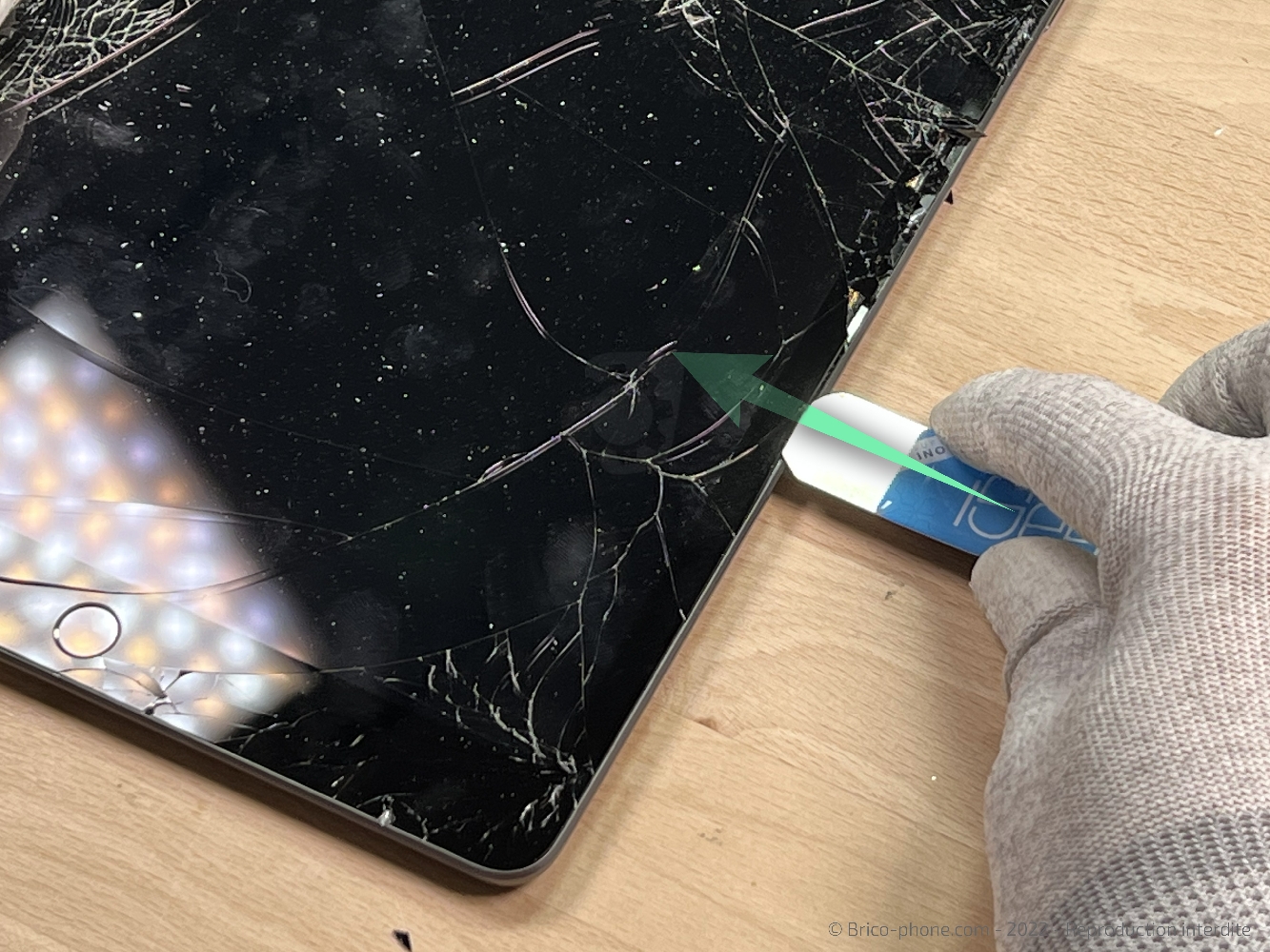iPad 2021 9ème génération vitre tactile cassé