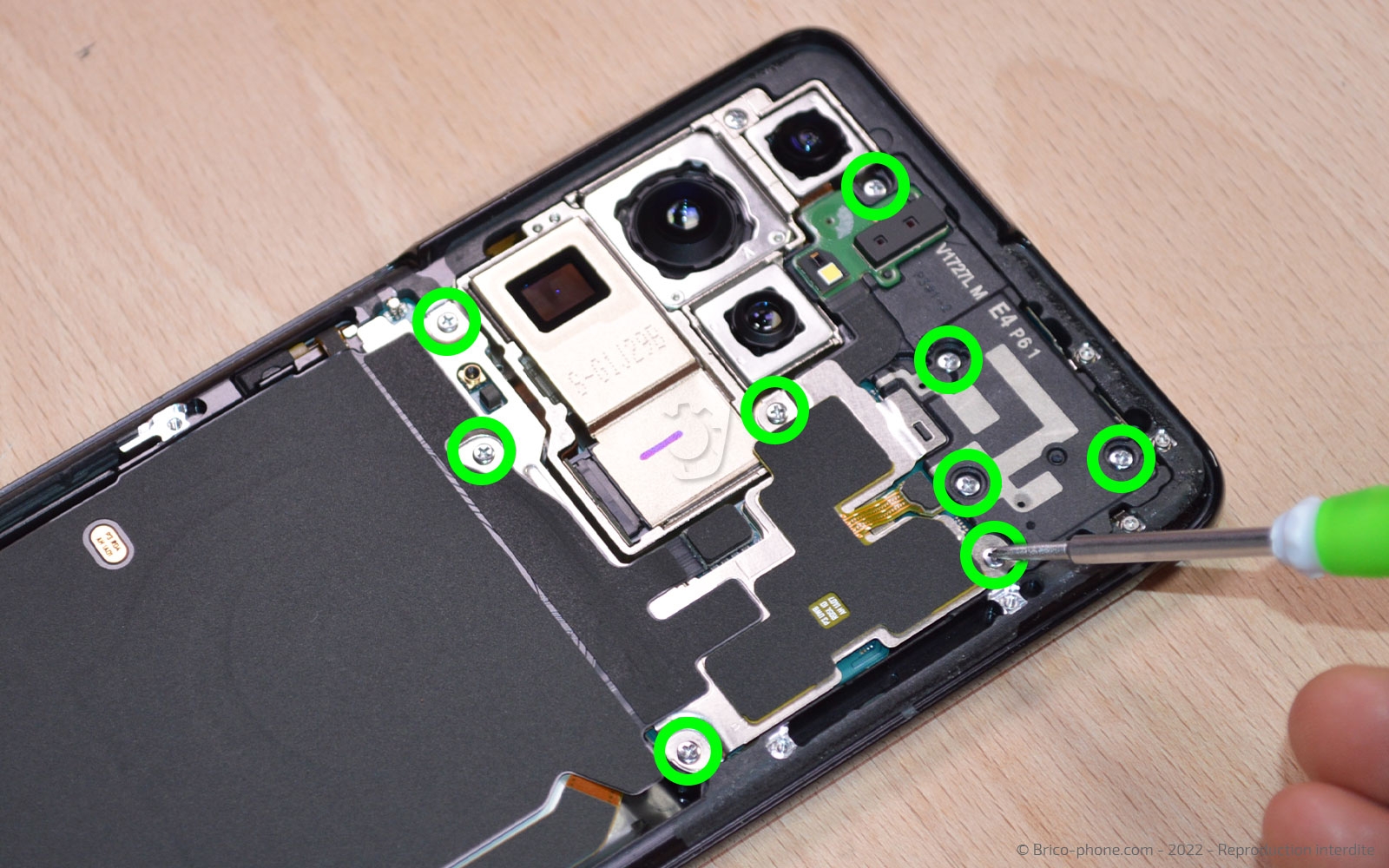 Réparation Appareil Photo Frontal + Capteur de Proximité + Micro Secondaire  Iphone 8 Plus - Restore Phone